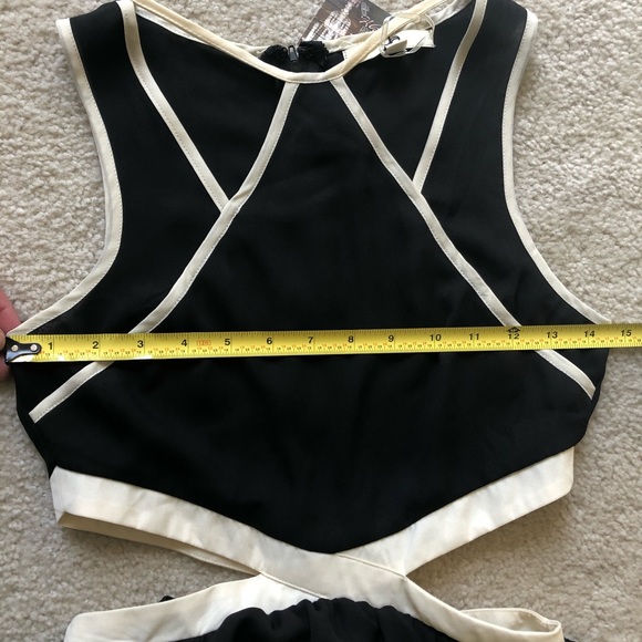 HBF Boutique maxi dress with cut out. 💥sale💥 - Picture 5 of 6